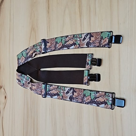 Realtree Advantage Camouflage Suspenders - Picture 1 of 6